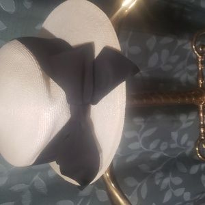 Yves Saint Laurent womens hat